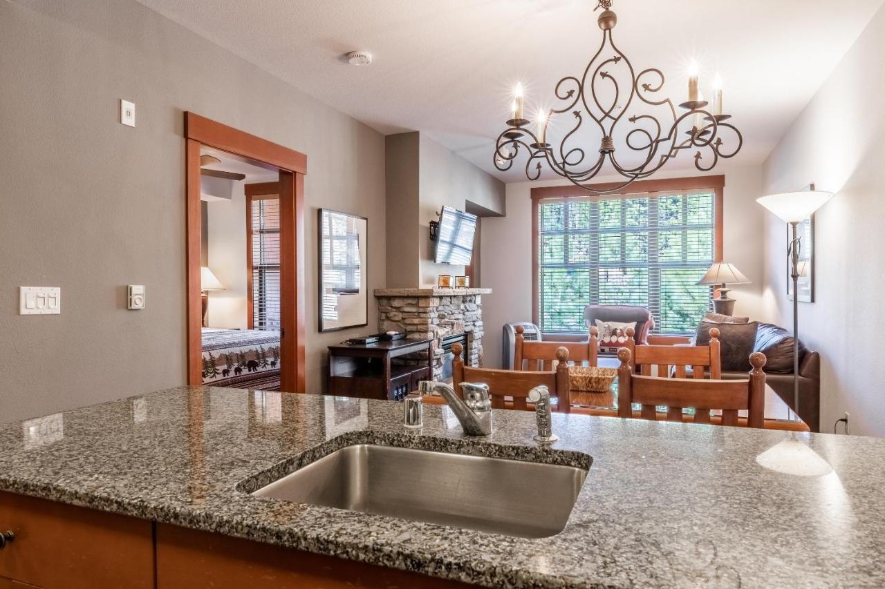 Hébergement de vacances Village 1416 Grand Sierra Fourth 1 Bedroom 1 Bath Just Steps To Gondola Mammoth Lakes