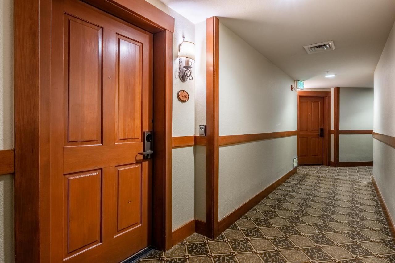Village 1416 Grand Sierra Fourth 1 Bedroom 1 Bath Just Steps To Gondola Hébergement de vacances