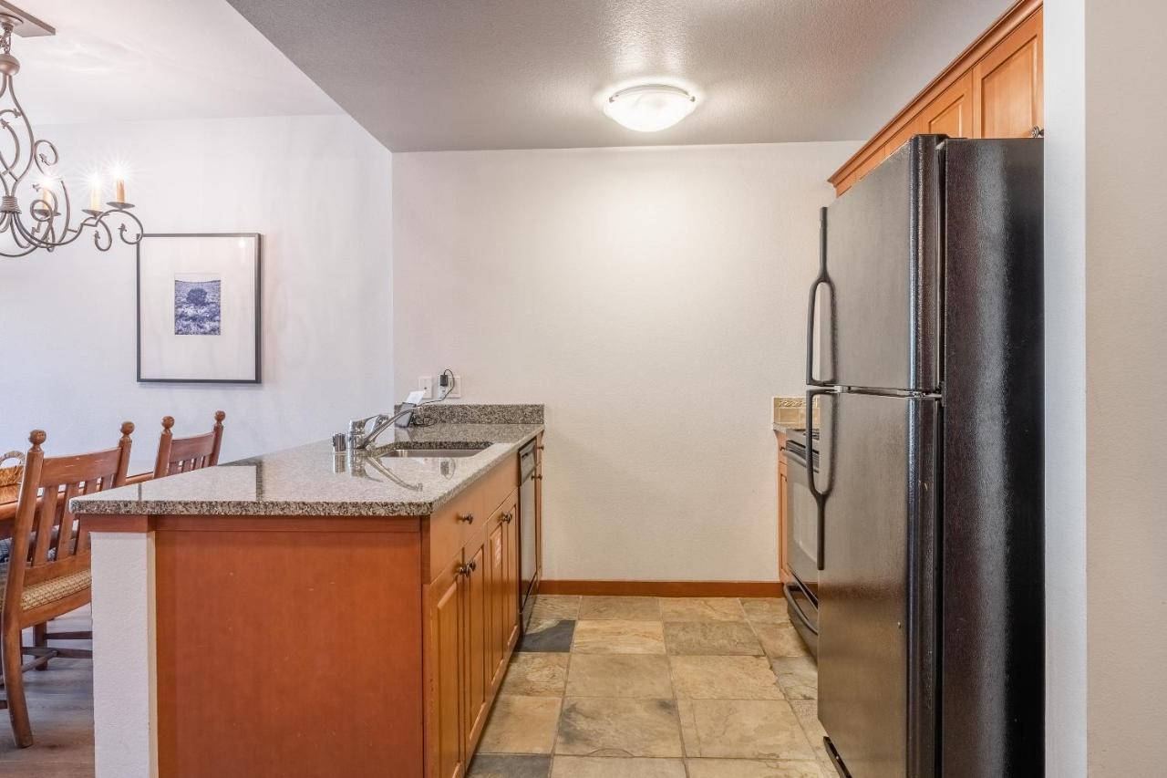 Hébergement de vacances Village 1416 Grand Sierra Fourth 1 Bedroom 1 Bath Just Steps To Gondola *